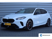 BMW 1-serie - M135 xDRIVE 300PK AUTOMAAT / NAVI / LEDER / CLIMA / LED / PD