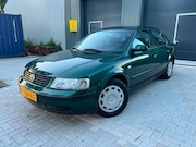 Volkswagen Passat - 1.6- 130.494KM Nap 1e Eigenaar