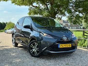 Toyota Aygo - 1.0 VVT-i x-play | 5-Deurs + Airco nu € 6.750,