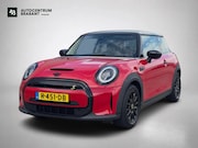 MINI Cooper - MINI Yours 33 kWh (NL-auto, 1e Eig, BTW, Camera, Carplay, Cl