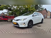 Toyota Auris - 1.8 Hybrid Lease+PANO-2014