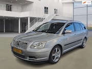 Toyota Avensis - Wagon 2.0 VVTi Executive|AUT|XENON|STOELVERW|TREKHAAK|PSENSO