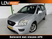 Kia Carens - 2.0 CVVT X-TRA / Trekhaak / Airco / Bluetooth / APK 09-05-20