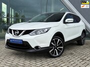 Nissan Qashqai - 1.5 dCi Tekna Panoramadak / Trekhaak / 360 Camera