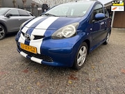 Toyota Aygo - 1.0-12V + AIRCO ELEKTRISCHE RAMEN