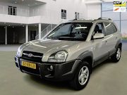 Hyundai Tucson - 2.7i V6 4WD Style