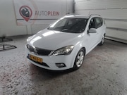 Kia Ceed - 1.4 CVVT Navigator Plus Pack