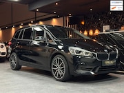 BMW 2-serie - 220i 7p. High Executive|CRUISE|AUTO|PANO|AUTO