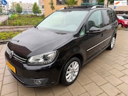 Volkswagen Touran - 1.4 TSI | Highline | 7 persoons | PANO | LED | DSG | 170 PK