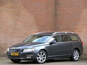 Volvo V70 - 3.0 T6 AWD Summum Schuifdak / Xenon / Trekhaak / Premium sou
