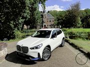 BMW iX1 - xDrive30 Launch Edition 67 kWh | HUD | 360 | SOH 96 % | Keyl