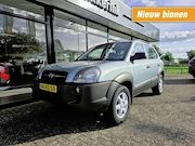 Hyundai Tucson - 2.0I ACTIVE AIRCO/TREKHAAK