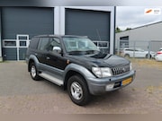 Toyota Land Cruiser - 3.0 D4-D LEES TEKST