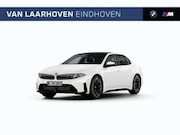 BMW i3 - 50 xDrive M Sport / Panoramadak / Trekhaak / M Mul