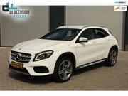 Mercedes-Benz GLA-Klasse - 200 Premium Plus AMG Carplay Stoelverwarming