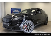 Ford Mustang - Black on Black Edition Extended Premium RWD 88 kWh | Ford Vo