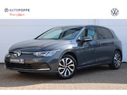 Volkswagen Golf - 1.0 TSI Life Business | Carplay | Sensoren | Stoelverwarming