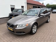 Volvo V70 - 2.5T Momentum