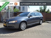 Volvo V70 - 2.5T Momentum | CarPlay | Cruise | Trekhaak | Climate