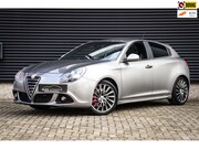 Alfa Romeo Giulietta - 1.750 Turbo Veloce | RIJKLAAR! | Clima | Cruise | Navigatie 