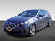 BMW 1-serie - 118i Business Edition M-Sport Automaat | Achteruitrijcamera 