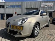 Alfa Romeo MiTo - 1.4 T Distinctive | |