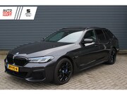 BMW 5-serie - Touring 530e xDrive M-Sport Comfortstoelen Panoramadak Elek-