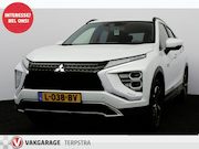 Mitsubishi Eclipse Cross - 2.4 PHEV First Edition/ Trekhaak/ 18'' LMV/ LED Koplampen/ H