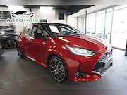 Toyota Yaris - 1.5 Hybrid GR Sport Head up Alcantara Disctronic pdc voor en