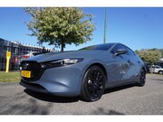 Mazda 3 - Hatchback Skyactiv-G 122pk Comfort Clima Navi Bose HUD Leder