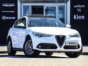 Alfa Romeo Stelvio - 2.2d Super | Pano-dak | Lederen bekleding | Schakelflippers 