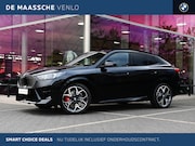 BMW iX2 - eDrive20 M Sport / Panoramadak / Trekhaak / Sportstoelen / C