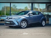 Toyota C-HR - 1.8 Hybrid Dynamic / Carplay / Adaptive Cruise / Camera