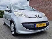 Peugeot 107 - 1.0-12V XS