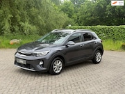 Kia Stonic - 1.2 MPi Design Edition NAVI I CAMERA I STOELVERW I GOED ONDH
