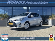 Toyota Yaris - 1.5 Hybrid Trend Bi-Tone Camera, Cruise Control & Climate Co