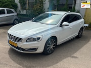Volvo V60 - 2.4 D6 AWD Plug-In Hybrid Summum/ Camera/ Trekhaak