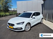Seat Leon - 1.0 eTSI Style Business Intense 110PK DSG/AUTO | Achteruitri