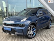 Lynk & Co 01 - 1.5 6,6 Kwh Accu Snel LAden Plug in Hybride 261pk Panoramada