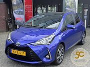 Toyota Yaris - 1.5 Hybrid Premium PANO NAVI TREKHAAK CAMERA CLIMA