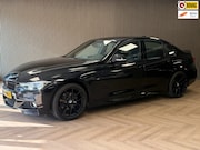 BMW 3-serie - 318i M Sport Edition AUT. LEDER NAVIGATIE PDC STOELVERWARMIN