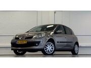 Renault Clio - 1.2 TCE Collection Airco NAP 100% onderhouden