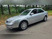 Ford Mondeo - 1.8-16V First Edition