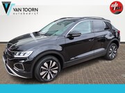 Volkswagen T-Roc - 1.5 TSI Move Automaat. All-season banden, Full-led.