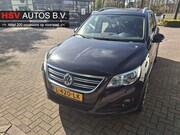 Volkswagen Tiguan - 2.0 TSI Comfort&Design 4Motion