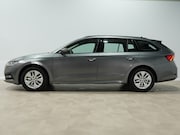 Skoda Octavia - Combi 1.0 e-TSI 110pk DSG Business Edition Trekhaak Navigati