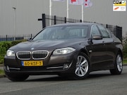 BMW 5-serie - 523i High Executive NL-AUTO NAP/LEER/NAV/PDC/APK