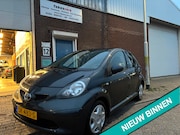 Toyota Aygo - 1.0-12V + AIRCO&5 DEUR &NET GROTE BEURT