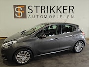 Peugeot 208 - 1.2 PureTech Blue Lease Allure
