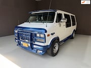 Chevrolet Chevy Van - 20 Camper 5.7L